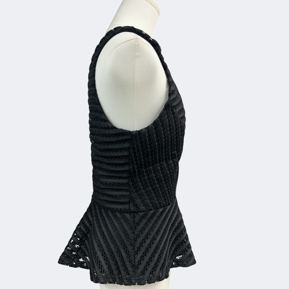 Guess Top Womens Medium Black Matilda Shadow Mesh Peplum Sleeveless Fitted USA - Picture 4 of 12